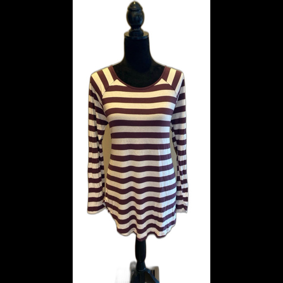 Zenana Premium T Shirt Blouse Size Large Burgundy White Striped Patched Elbows - Picture 1 of 10